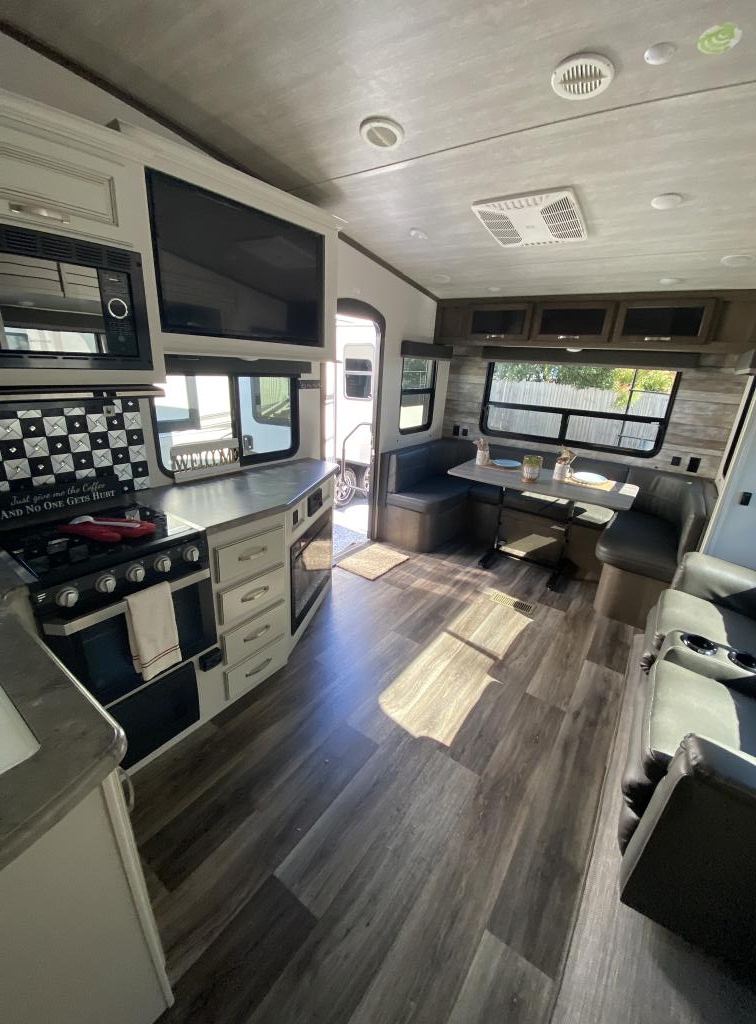 SOLD 2021 Keystone RV Cougar Half-Ton 24RDS | Panama City, FL