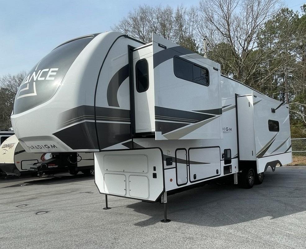 New 2024 Alliance Rv Paradigm 310rl 