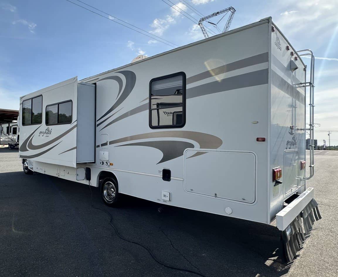 USED 2010 Jayco GREYHAWK 31FK | Panama City, FL