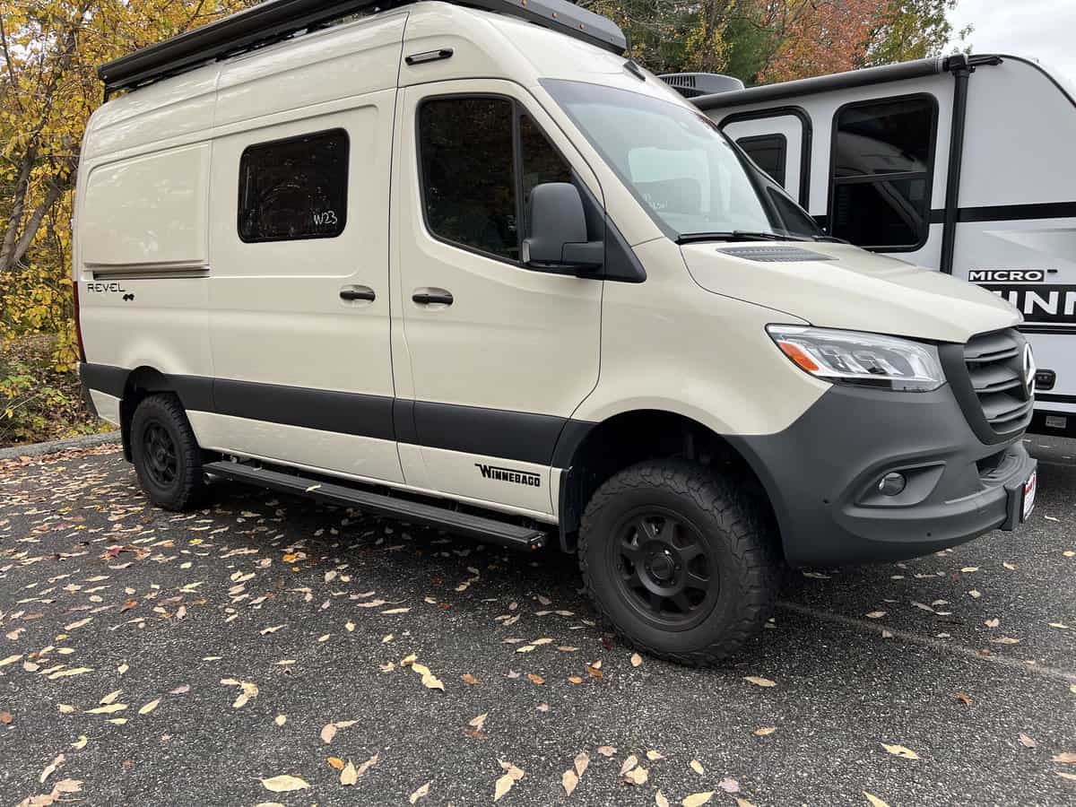 NEW 2024 Winnebago Revel 44E