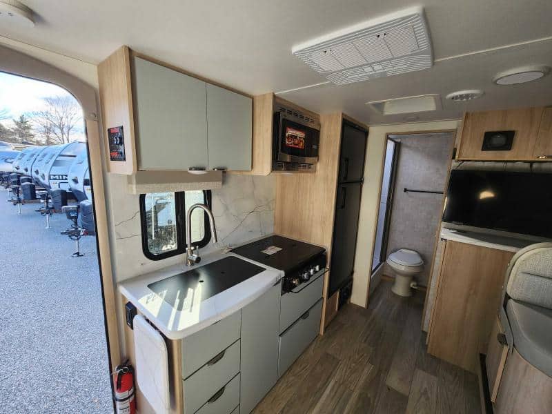 SOLD NEW 2024 Winnebago Micro Minnie 2108DS