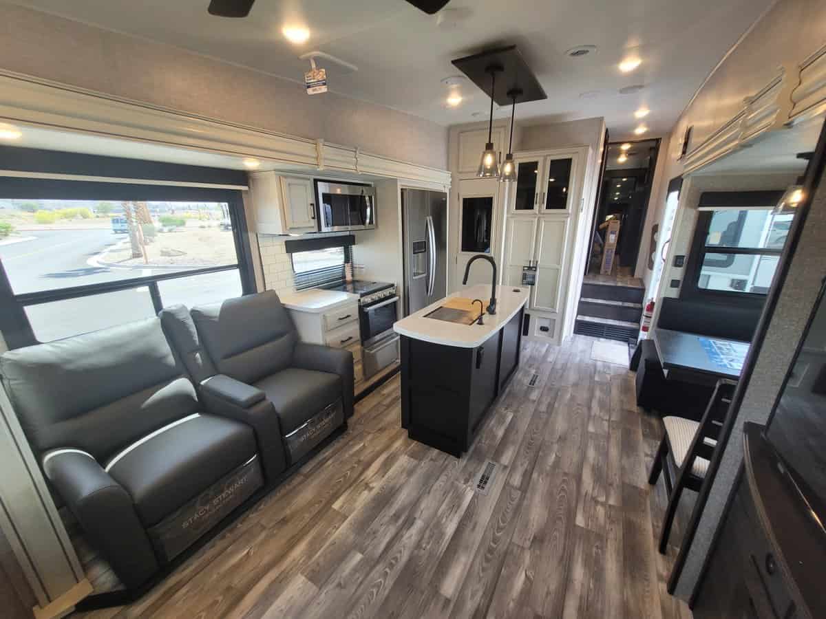 NEW 2023 Jayco EAGLE 317RLOK FW | Lake Havasu City, AZ