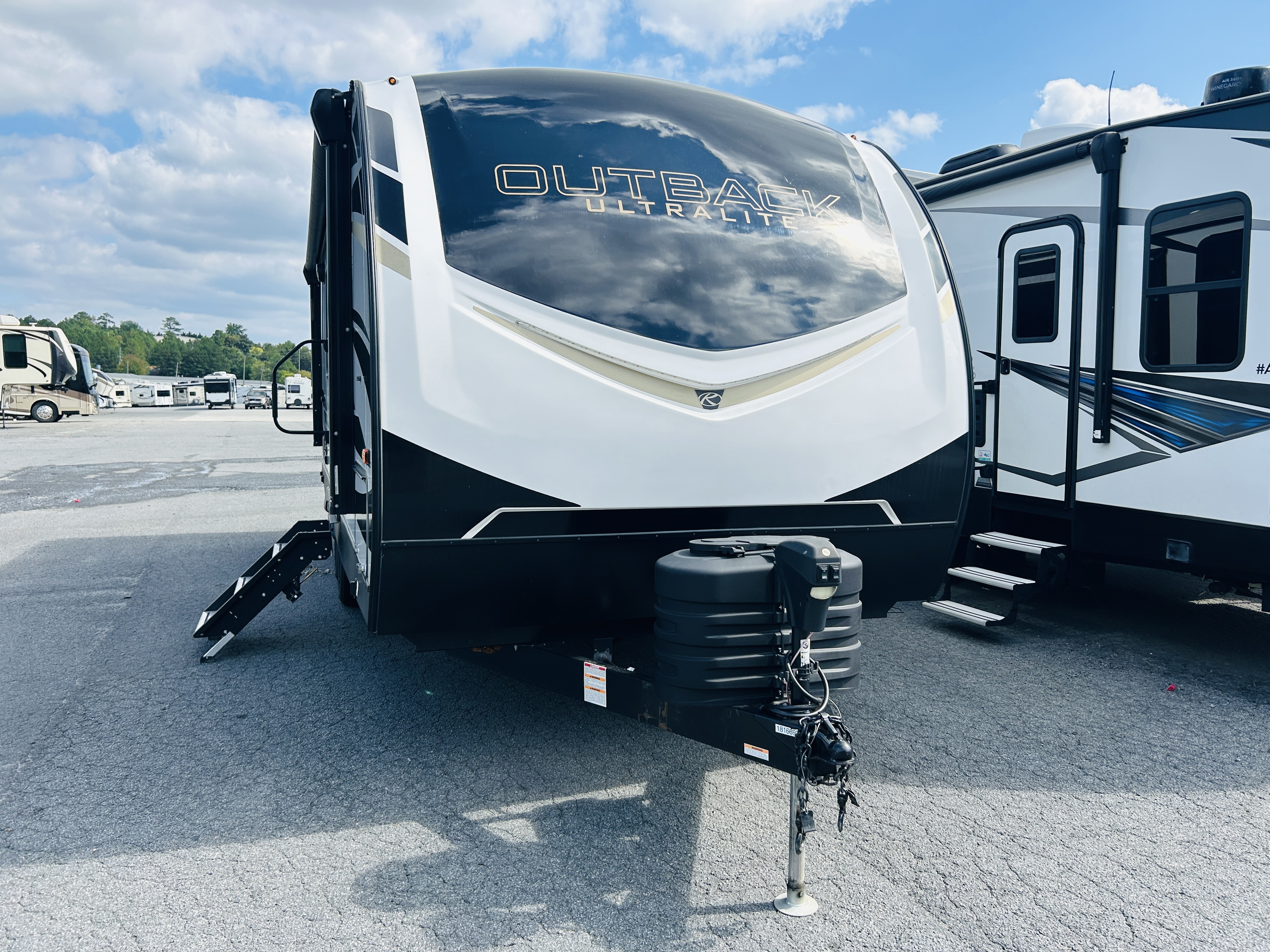 USED 2021 Keystone OUTBACK 221UMD