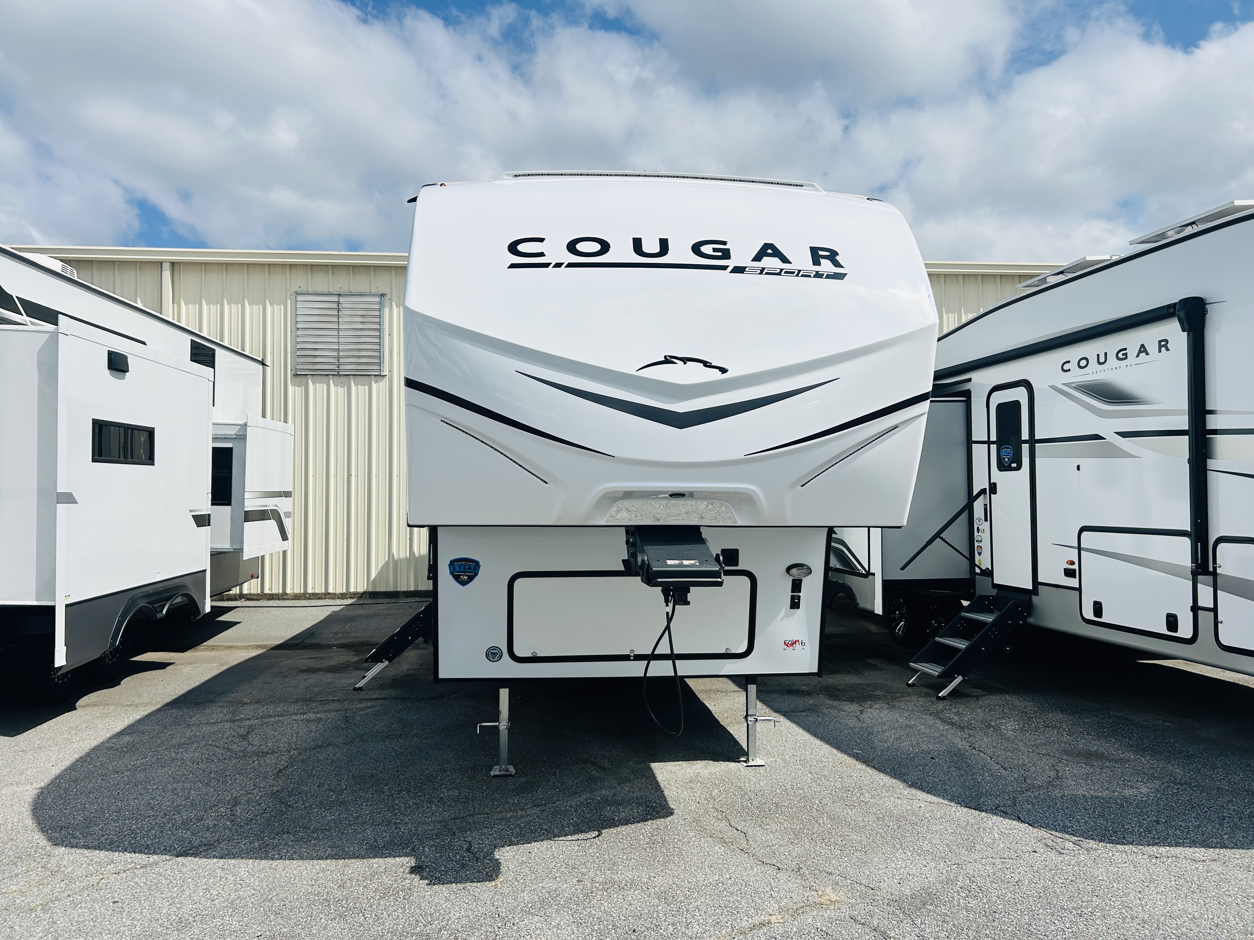 NEW 2025 Keystone COUGAR 2700BH SPORT