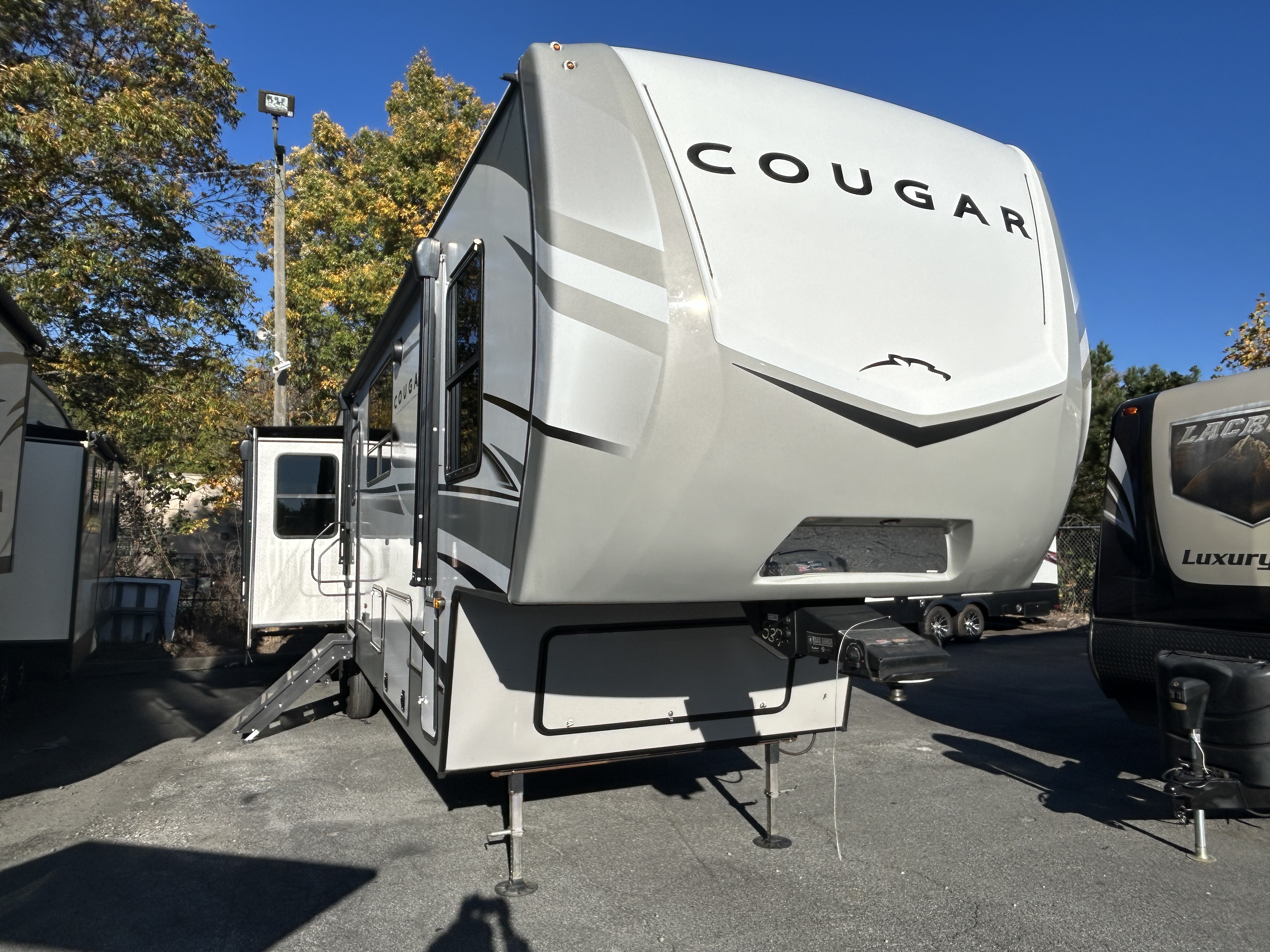 USED 2023 Keystone COUGAR 368MBI