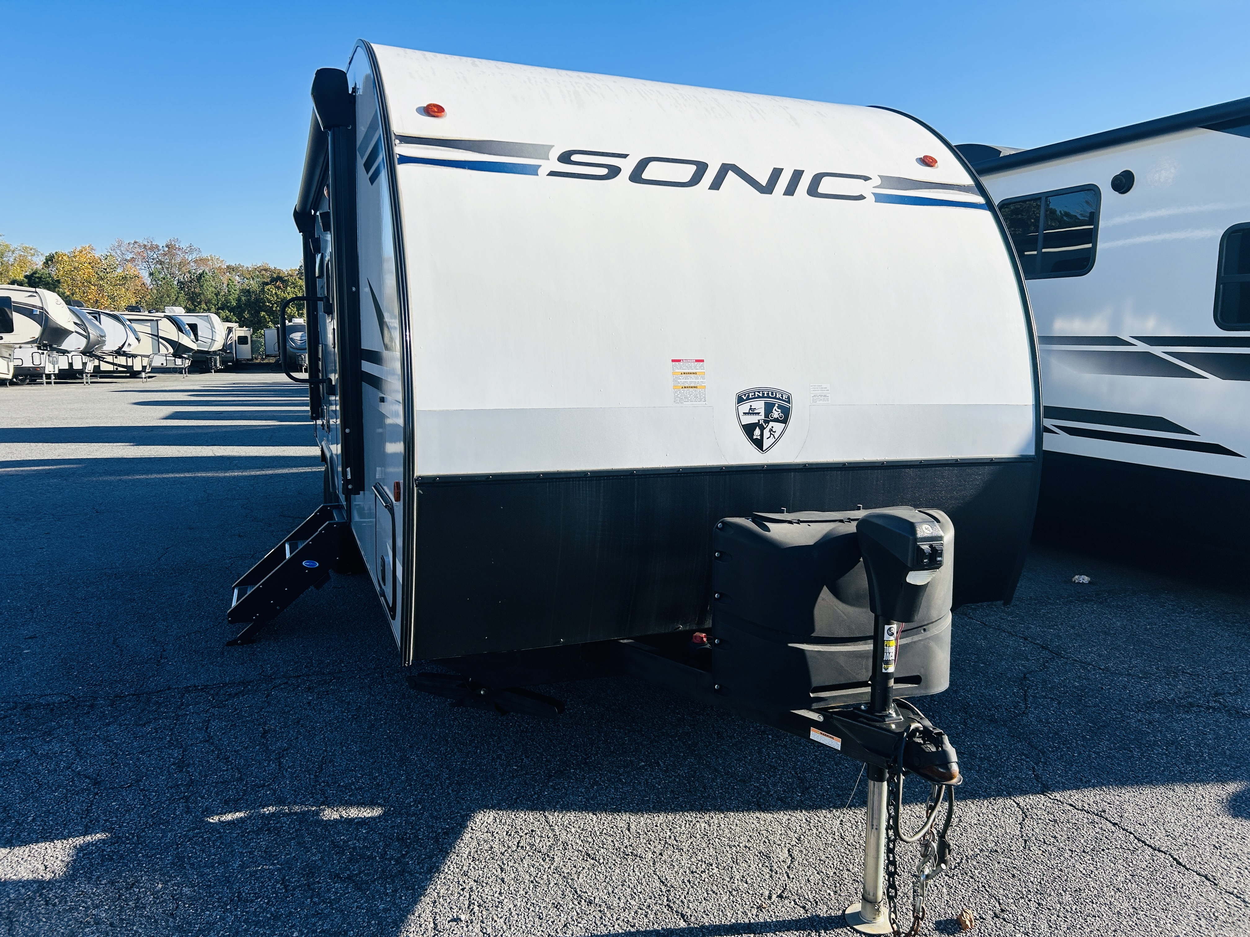 USED 2021 Venture SONIC 220VBH