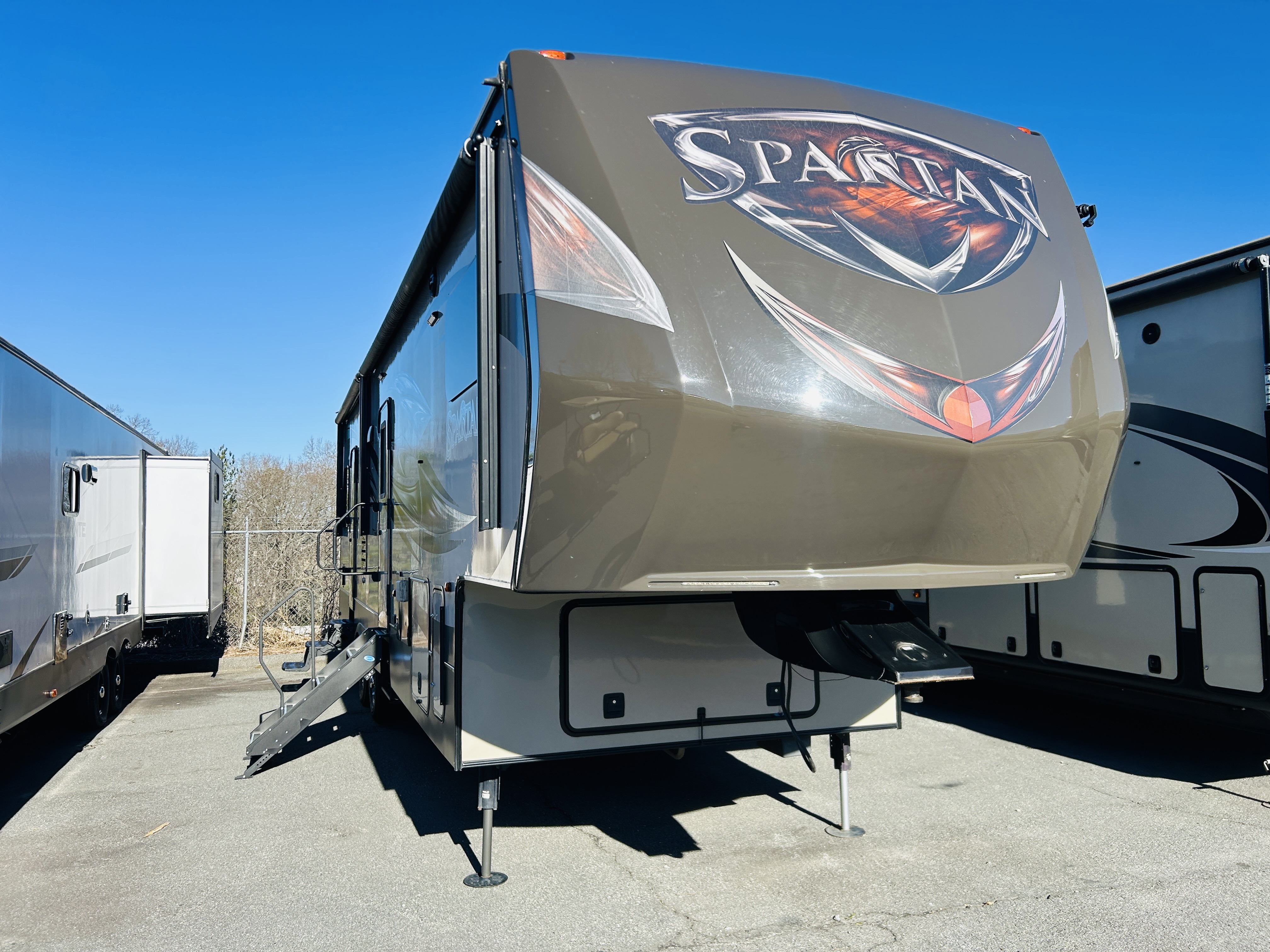 USED 2015 Prime Time SPARTAN 1032