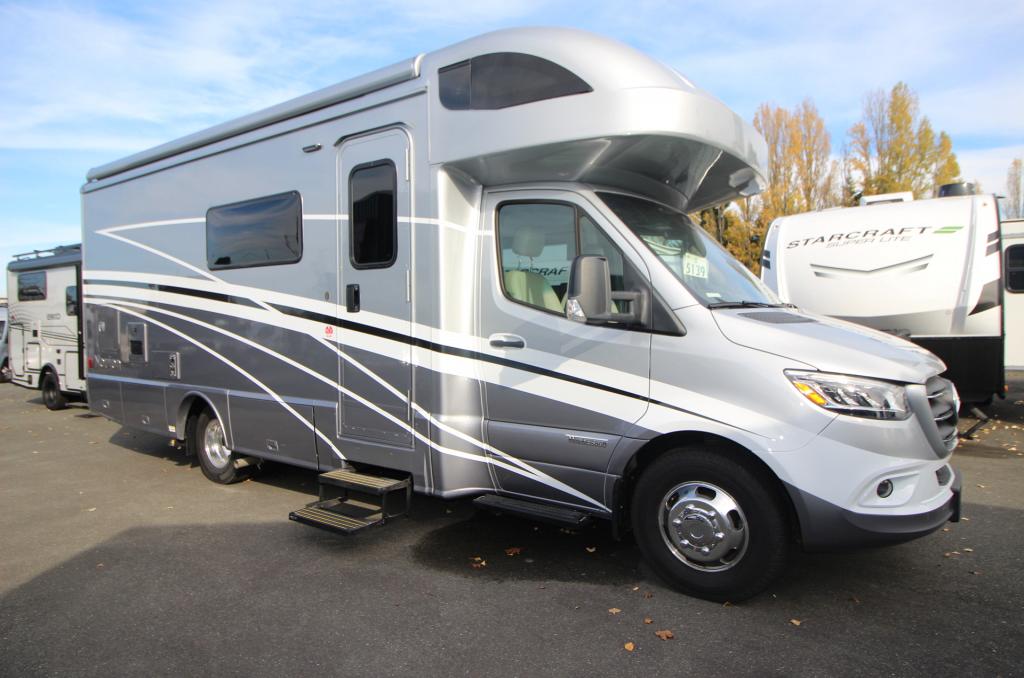 NEW 2024 WINNEBAGO Navion 24D Sidney, BC