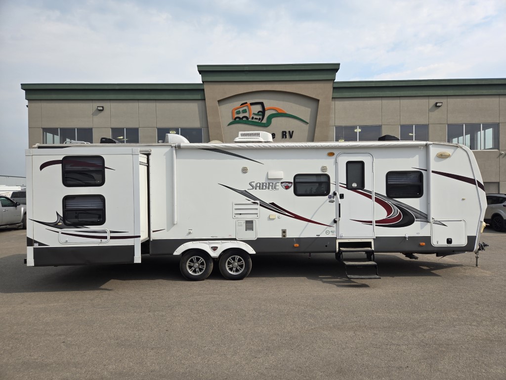 USED 2012 Forest River SABRE 32QTBS