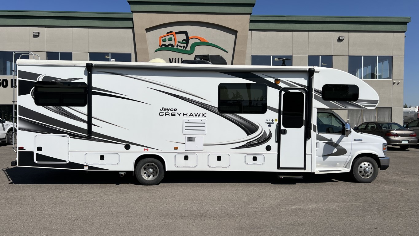 USED 2020 Jayco GREYHAWK 31F